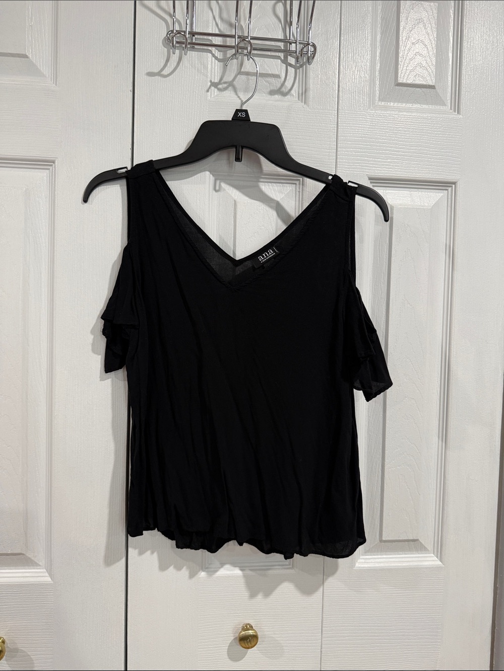 Black Cold-Shoulder V-Neck Blouse by Mudd